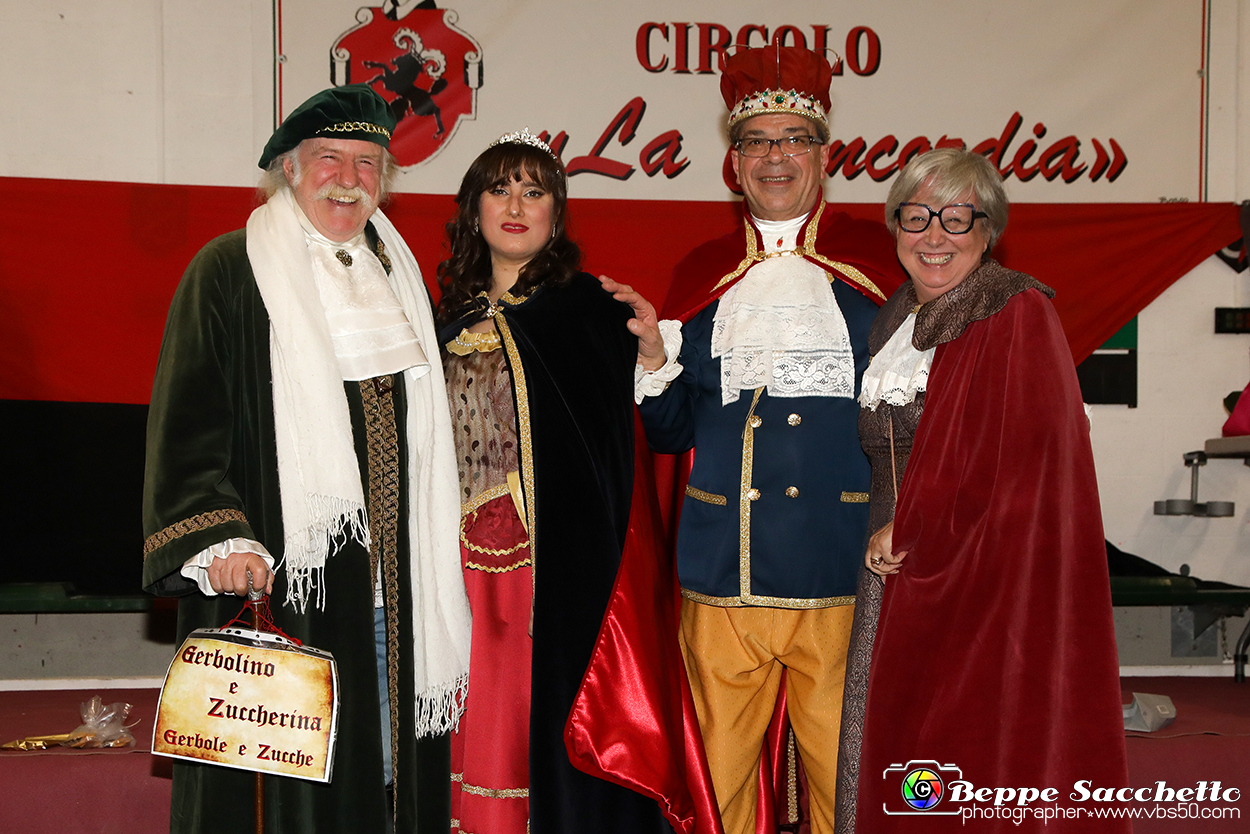 VBS_4960 - Investitura Re Peperone e Bela Povronera Carnevale di Carmagnola 2024.jpg